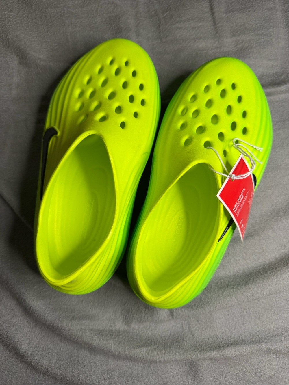Kids Lightweight Slip-On Clogs in Neon Green Nike ReactX Rejuven8